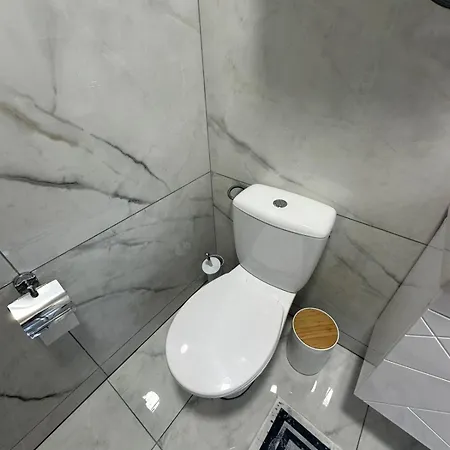 M-23 Hotel Wynohradiw