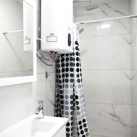 Hotel M-23 Wynohradiw