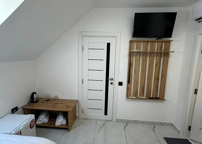 Hotel M-23 *