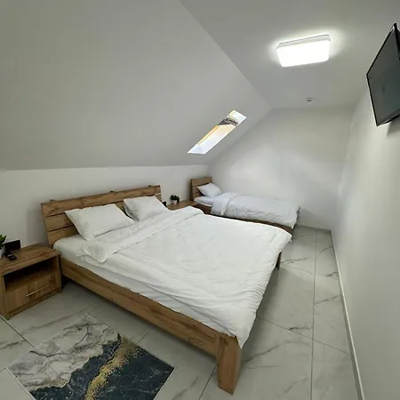 Hotel M-23 *