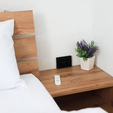 Hotel M-23 *