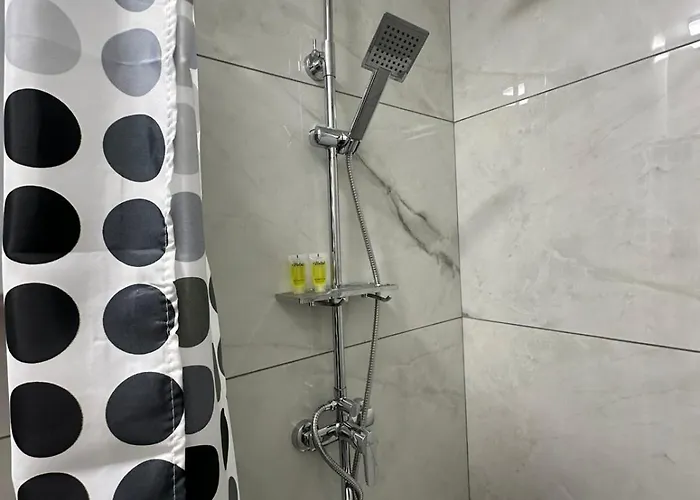 M-23 Hotel *